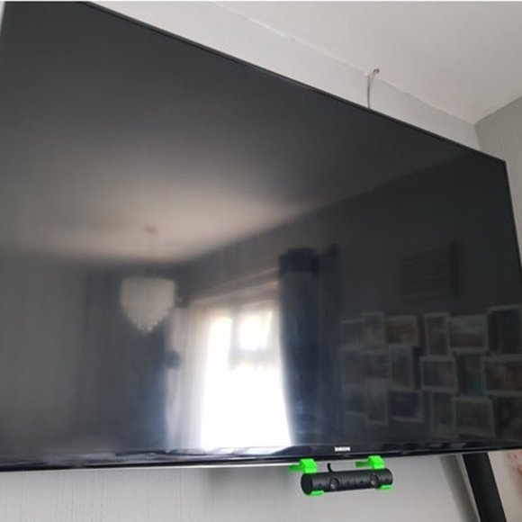 Sony PlayStation 4 Circular Camera TV Mount, 1" Clearance, Clips to Television - Picture 2 of 3